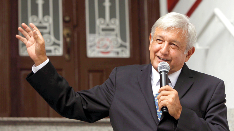 الرئيس المكسيكي المنتخب يعتزم خفض راتبه لأكثر من النصف