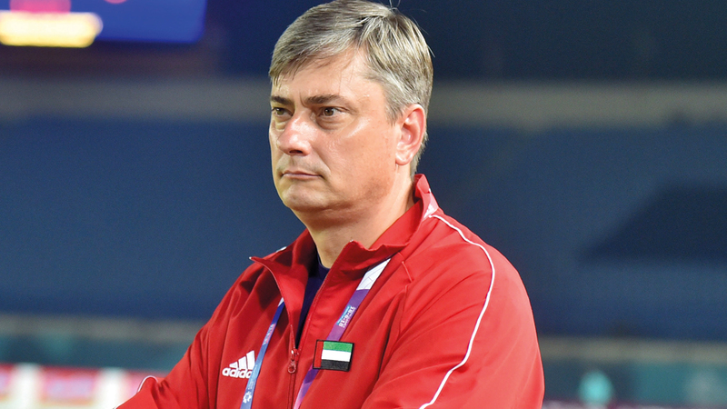 مدرب الأولمبي سكورزا. من المصدر