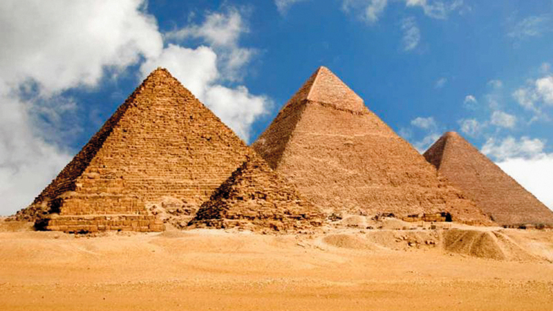 «الأهرامات» تتصدر قائمة «عجائب مصر القديمة»