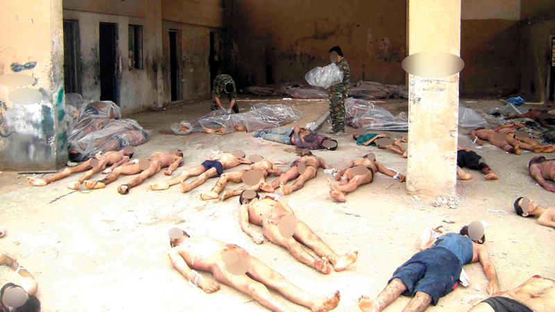 صورة من بين 55 ألفاً سرّبها رجل يعمل بالشرطة العسكرية لجثث أشخاص قضوا تحت التعذيب في سجون النظام السوري. غيتي