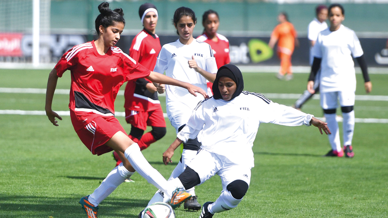 مجلس دبي الرياضي ينظم بطولة كرة قدم نسائية اليوم