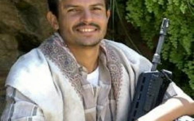 أنباء عن مقتل شقيق عبد الملك الحوثي بغارة في الحديدة