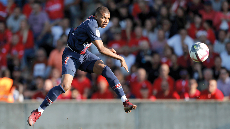 مبابي سجل الهدف الثالث لسان جيرمان بمرمى نيم. إي.بي.إيه