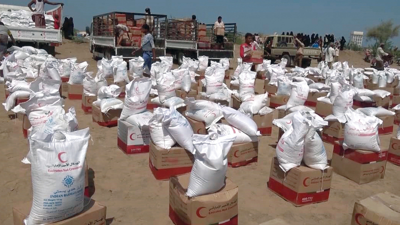 «الهلال» تغيث 7000 يمني في مديرية الخوخة بالحديدة