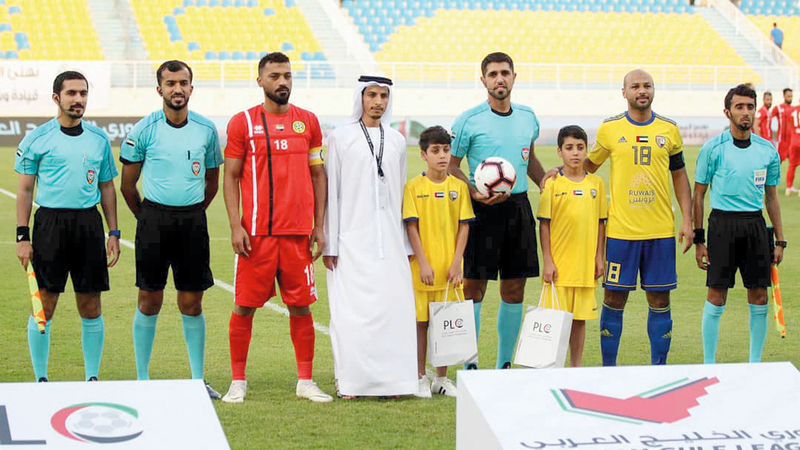 خلال تكريم التوأمين قبل مباراة الظفرة واتحاد كلباء. من المصدر