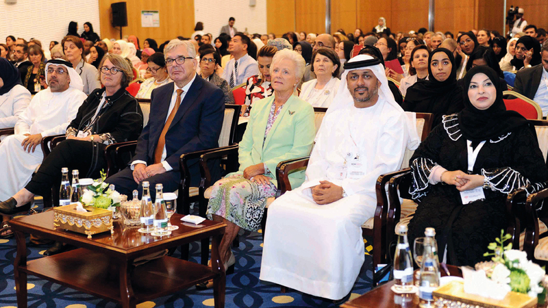 خلال المؤتمر الإقليمي لمجلس التمريض الدولي في أبوظبي. من المصدر