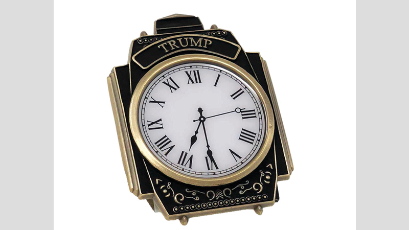 ساعة تحمل اسم ترامب تباع على موقعه الإلكتروني. أرشيفية