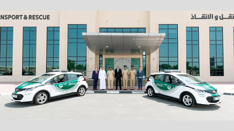 «شيفروليه بولت EV» الكهربائية تنضم إلى أسطول شرطة دبي
