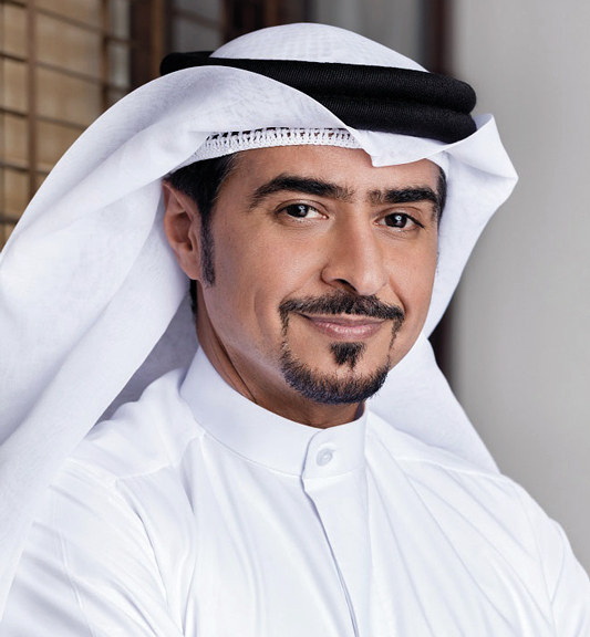 أحمد العامري:  «(المعرض) دأب  على تكريم  الشخصيات الثقافية،  تأكيداً على دورها  المعرفي  والإبداعي».