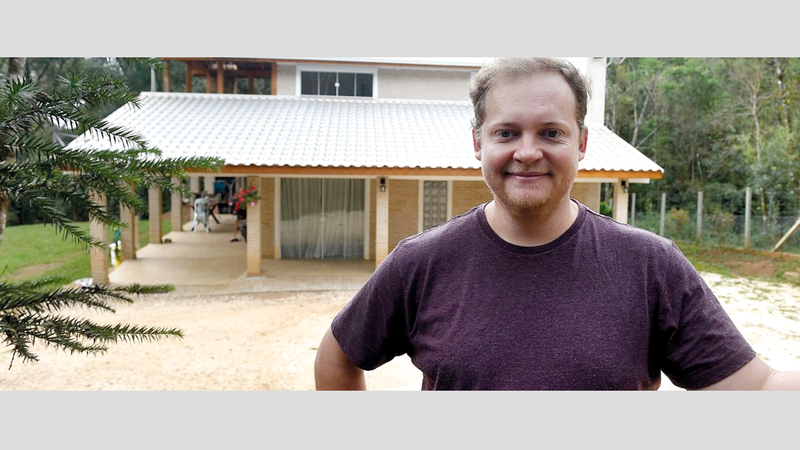 إيفاندرو استعان أيضاً بابن عمه المهندس المعماري.  أرشيفية