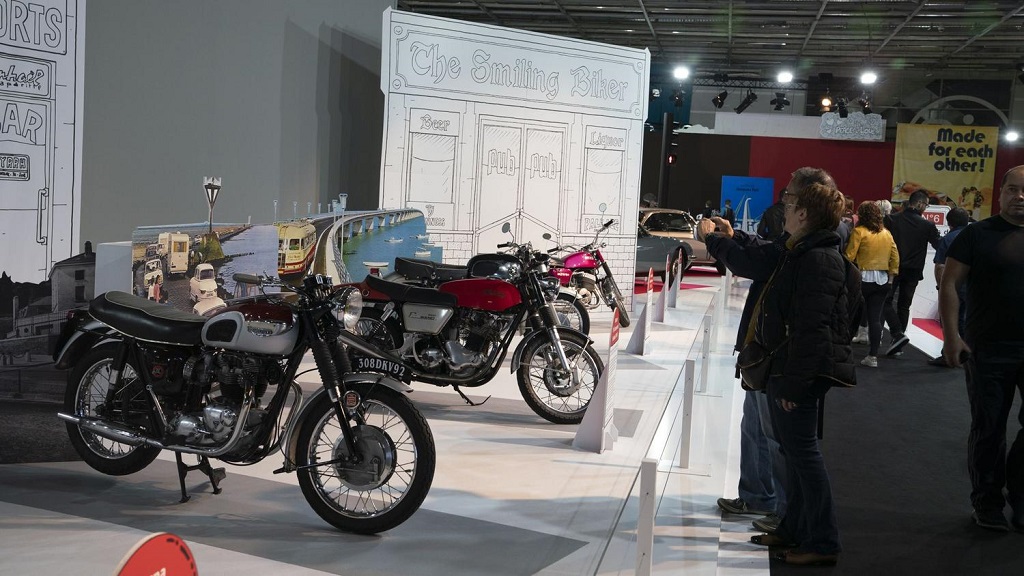 لا ينسى الدراجات النارية كانت أيضا جزءا من العابرين على الطرق الأسطورية