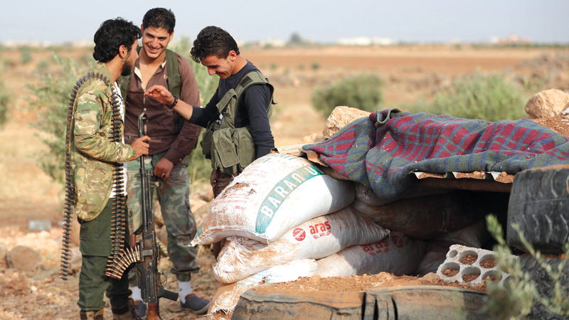 تركيا تعلن إخلاء المنطقة العازلة فــي «إدلب» من السلاح الثقيل.. و1000 مسلّح يغادرونها