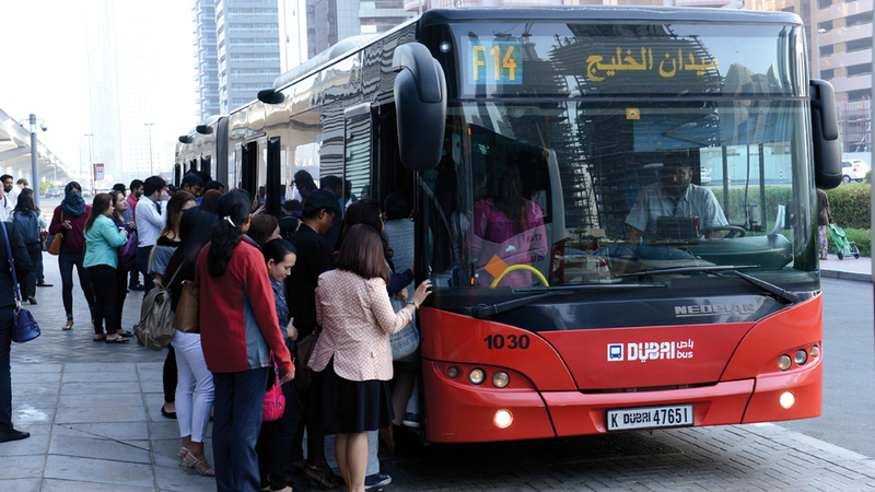 52 من ركاب المواصلات العامة يستخدمونها هربا من الازدحام