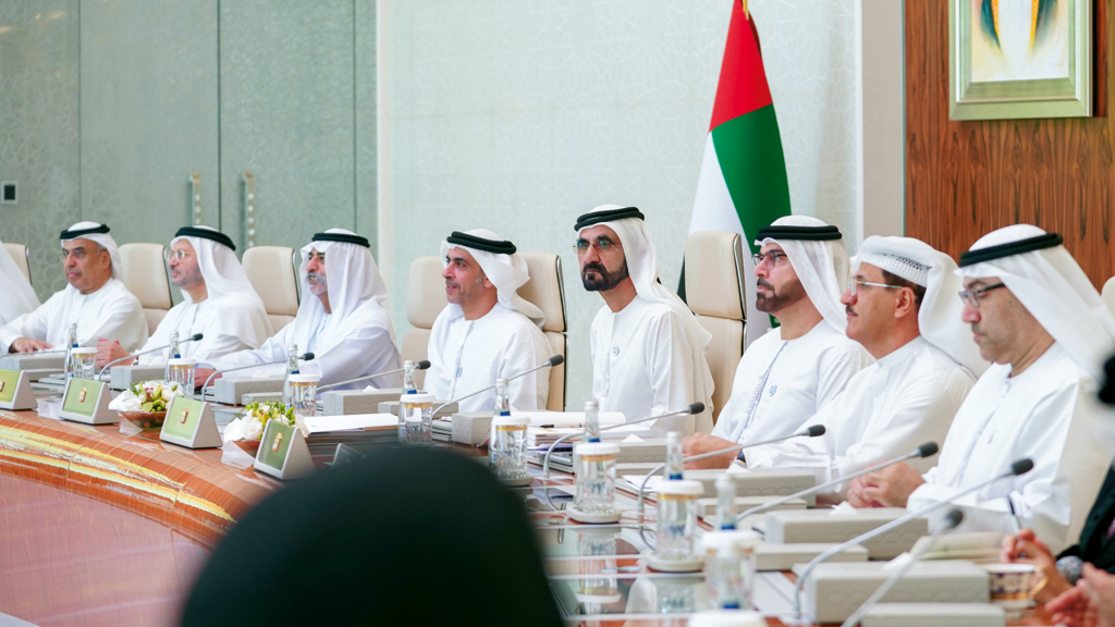 مجلس الوزراء السعودي يؤكد التعاون مع كبار منتجي النفط