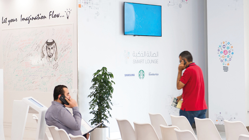 اقتصادية دبي: «خدمات المتسوّق الشخصي» تشمل منشآت تقوم بالتسوق وشراء السلع نيابة عن الآخرين.

تصوير: أحمد عرديتي