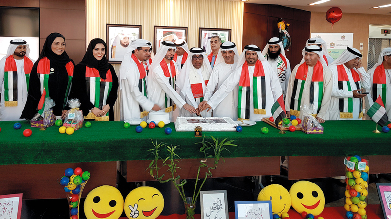 موظفو الهيئة العامة للرياضة يحتفون بـ«يوم العَلَم» بحضور الأمين العام المساعد للشؤون الرياضية في الهيئة العامة للرياضة، عبدالمحسن فهد الدوسري.