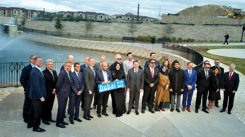 الشارع يقع في مشروع «ذا غيت» بمدينة فريسكو. من المصدر