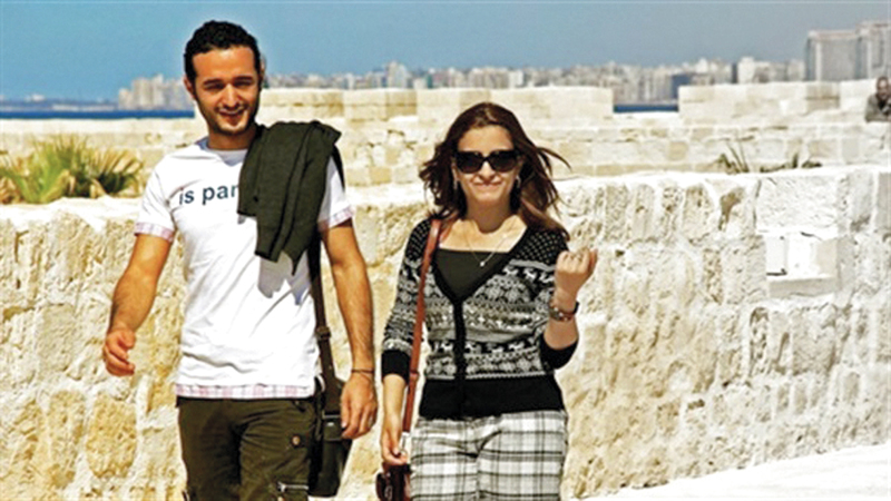 أحمد دومة وزوجته نورهان حفظي انفصلا بعد زواج دام تسع سنوات.  أرشيفية