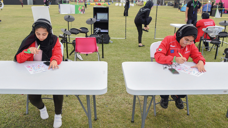 إقبال كبير من الأطفال واليافعين على محطات الذكاء.  من المصدر