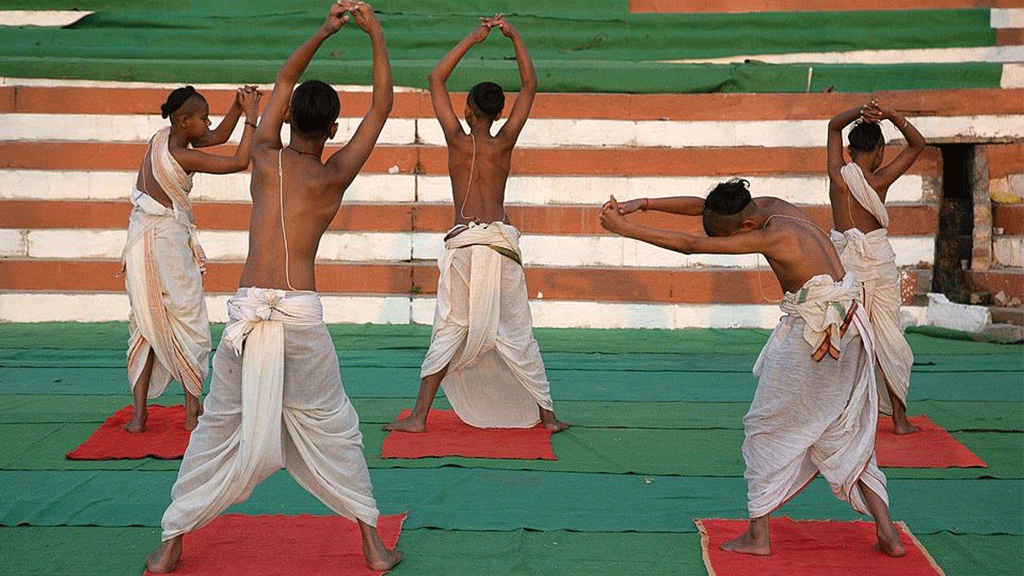 تمارين صباحية في الهند