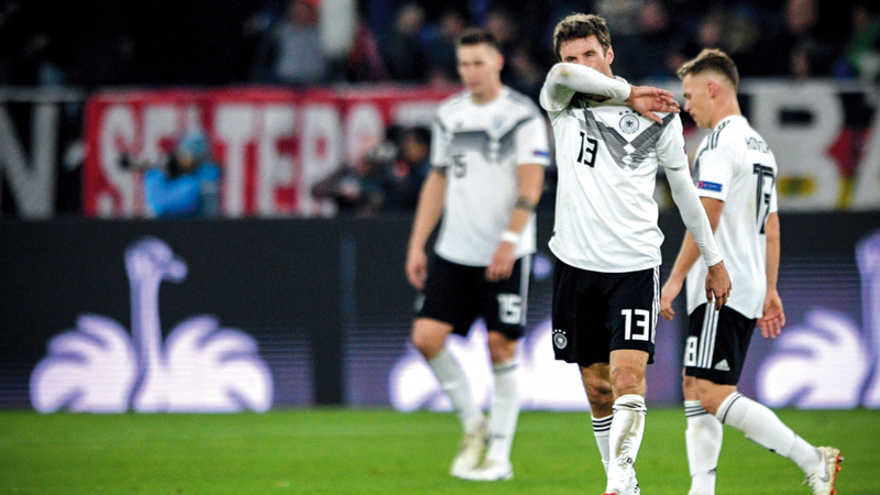 عام صعب مرّ على الكرة الألمانية.. شهد خروج «المانشافت» مبكراً  من كأس العالم ودوري الأمم. إي.بي.إيه