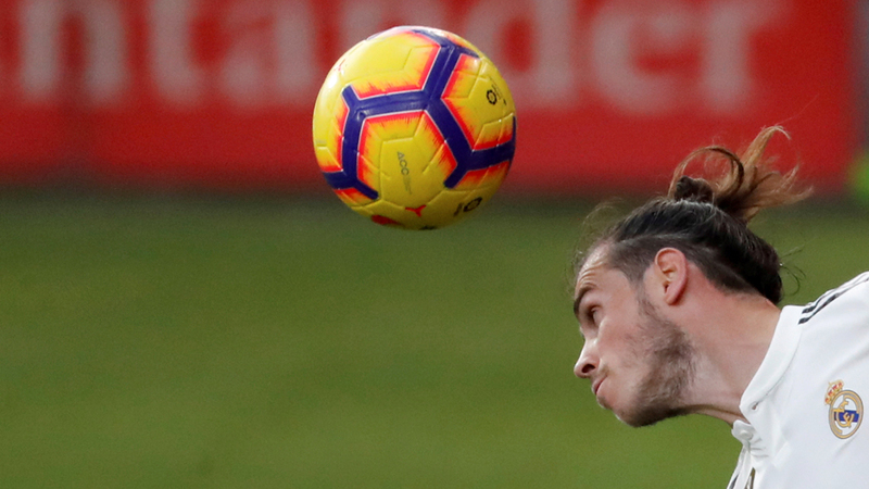 بيل فشل في سد فراغ كريستيانو رونالدو وتعرض لوابل من الانتقادات. إي.بي.إيه