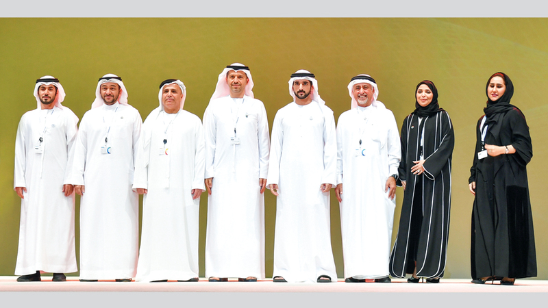 حمدان بن محمد خلال حضوره حفل ختام أعمال الدورة الخامسة لمنتدى دبي العالمي لإدارة المشاريع. وام