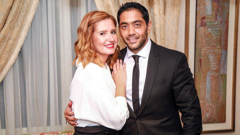 أحمد فلوكس وهنا.