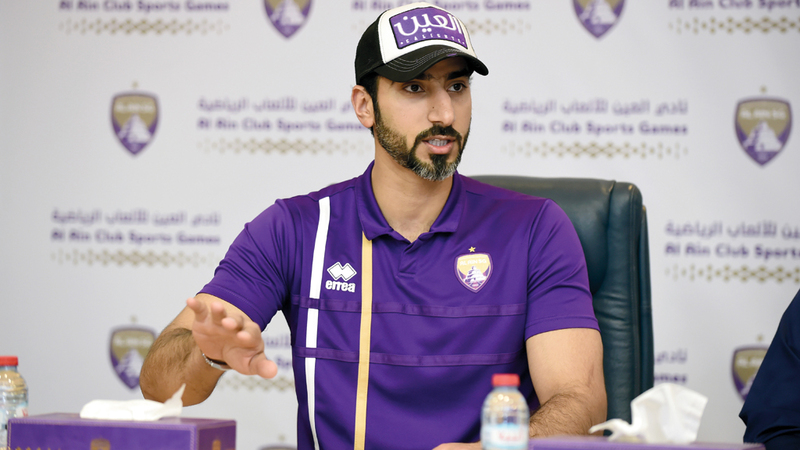 محمد شمل:  قدرات خالد عيسى تؤهله للعب الكرة الطائرة، هو  حارس رشيق ويستطيع أن يقرأ مسار الكرة بسرعة  فائقة، لديه القدرة على القفز وهو ما قد يحتاجه  اللاعب في الكرة الطائرة.