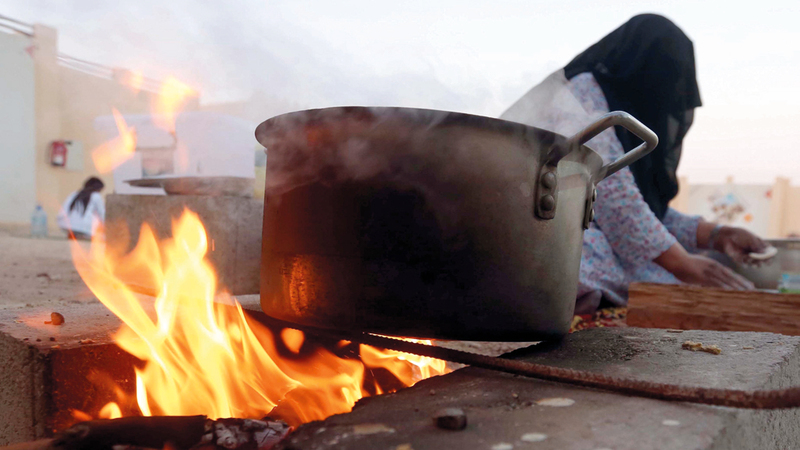 مسابقات الأكلات الشعبية تهدف إلى التعريف بتقاليد الطهي الإماراتية. من المصدر