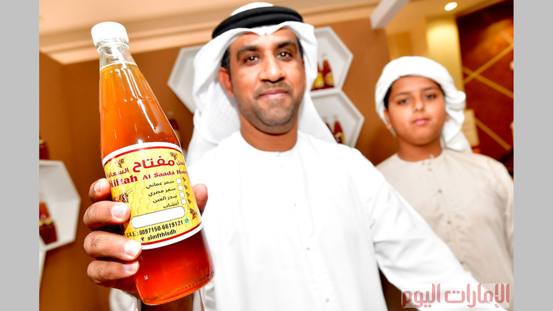العسل الإماراتي لقي إعجاب زوار المهرجان