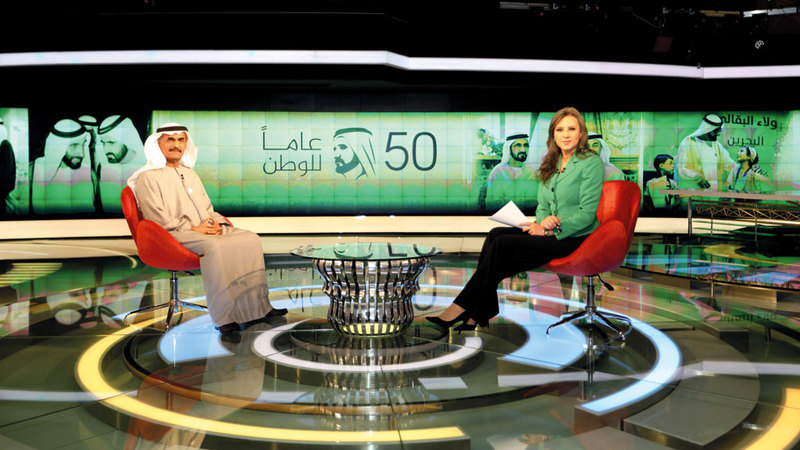 بلحيف النعيمي خلال الحلقة الثالثة من «50 عاماً للوطن». من المصدر