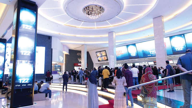 جمهور كبير تابع الفيلم بحضور أبطاله.

تصوير: أحمد عرديتي