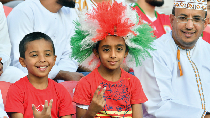 تصوير: أسامة أبوغانم وإريك أرازاس ونجيب محمد