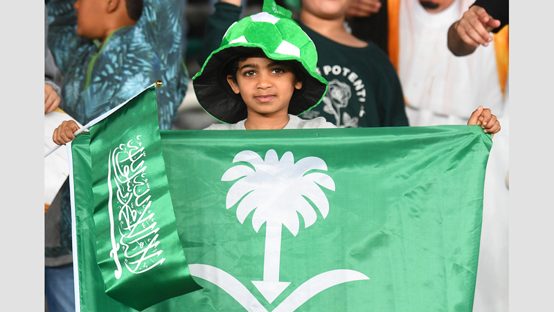 تصوير: أسامة أبوغانم وإريك أرازاس ونجيب محمد