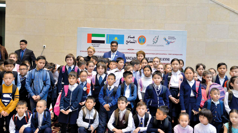 مشروع توزيع الحقيبة المدرسية في إطار علاقات التعاون

بين الدولتين.

وام