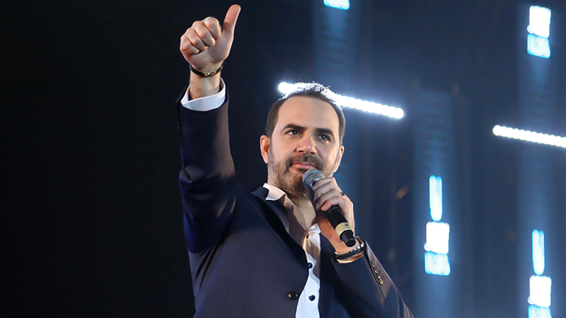 وائل جسار:

«أعددتُ مع فريقي مجموعة مختارة من

الأغاني لتكون سهرة لقاء لا يُنسى».