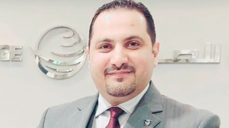 علي النجار: «التغير الذي شهده سوق الصرف طبيعي.. وثبات بعض العملات يعود لارتباطها بالدولار».