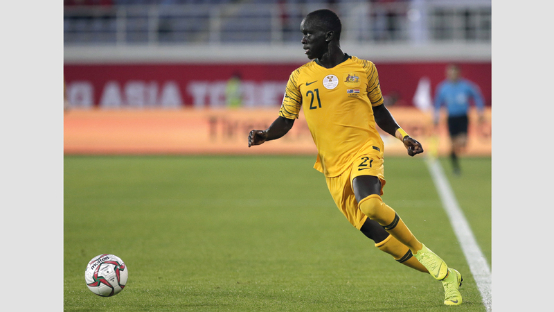 نجم منتخب أستراليا ذو الأصول السودانية مابيل. أ.ب