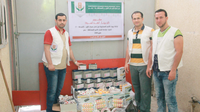 شباب وفتيات غزيون أطلقوا حملات إغاثية بجهود شخصية. الإمارات اليوم