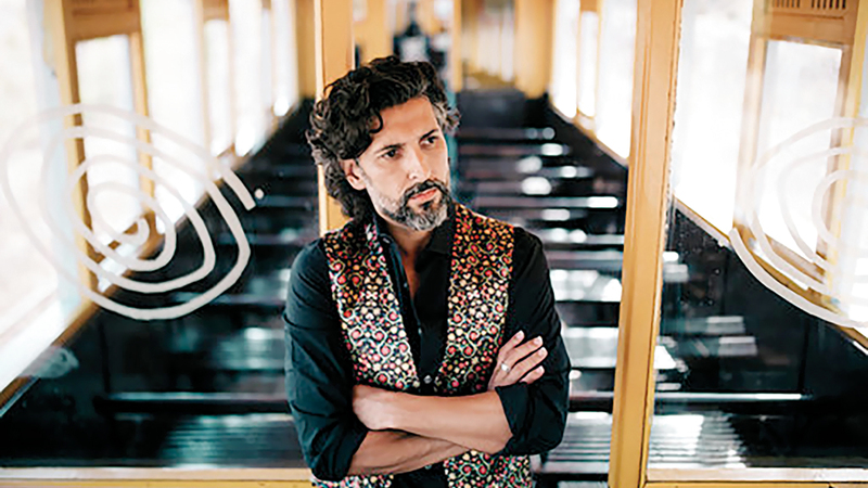 مغني الفلامنكو آركانغل.

أرشيفية