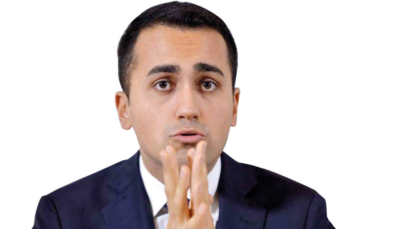 دي مايو يستفز السلطات الفرنسية. أ.ف.ب