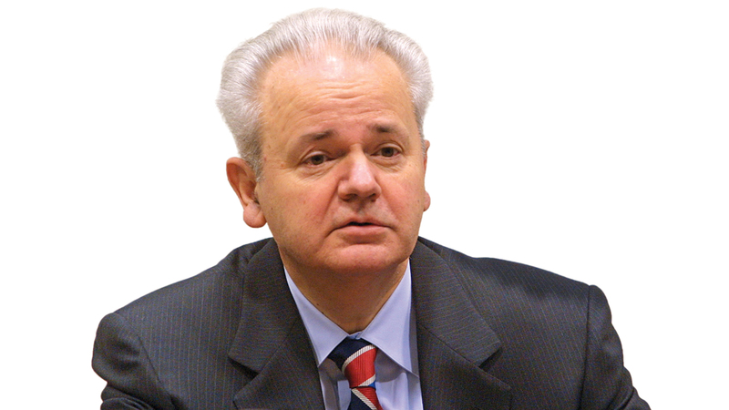 سلوبودان ميلوزوفيتش قام باضطهاد مجموعات إثنية وطنية مثل الألبان في كوسوفو. غيتي