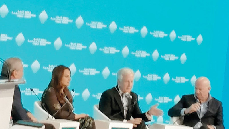 «الجلسة» أكدت أن الأخبار الكاذبة ليست أمراً جديداً في العالم. من المصدر