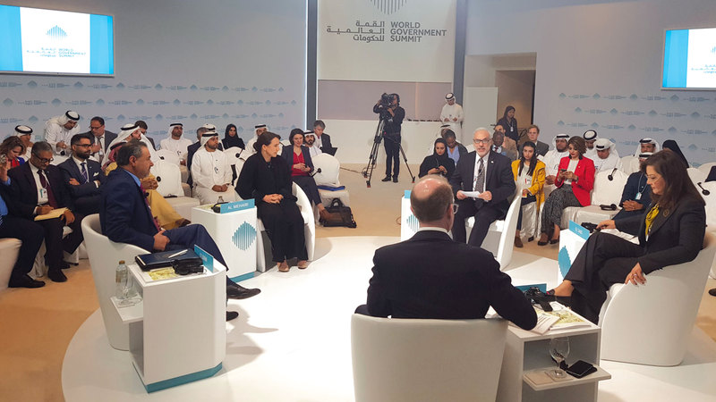 المهيري: الإمارات تستورد 90% من الأغذية المستهلكة. من المصدر