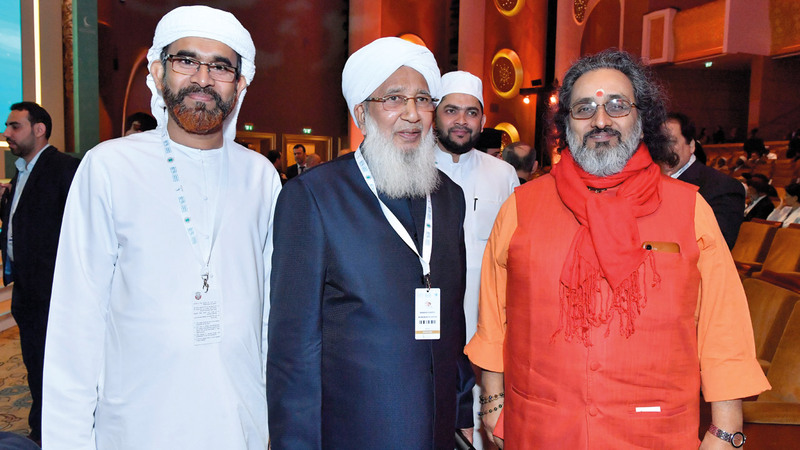 الإمارات اشتهرت بالتسامح الديني مع أتباع الديانات كافة والجماعات الدينية التي تعيش على أرضها. أرشيفية