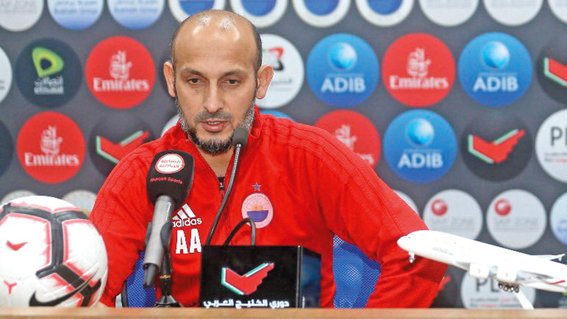 عبدالعزيز العنبري : مدرب الشارقة