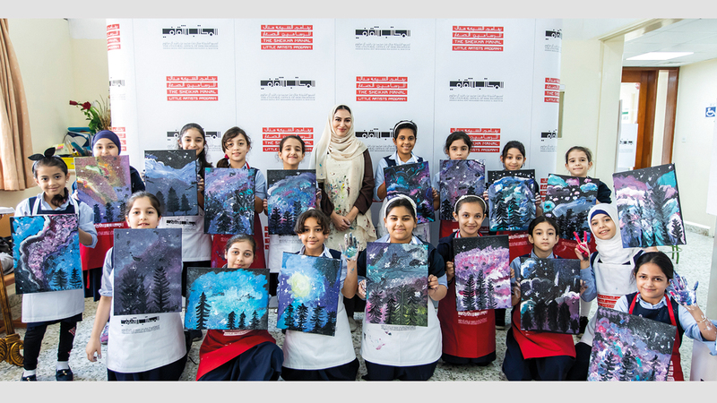 المشاركات في الورشتين استخدمن وسائل متنوّعة في تنفيذ أعمال فنية. من المصدر