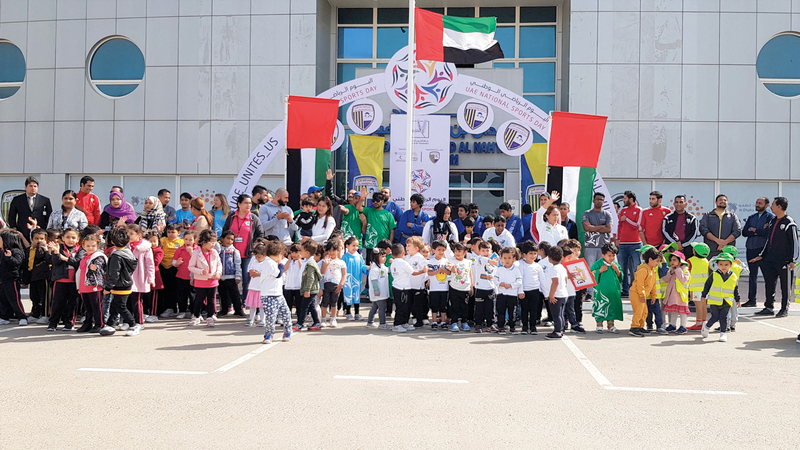 انضم نادي الظفرة لقافلة الأندية المشاركة في اليوم الرياضي الوطني، من خلال تنظيم مجموعة من الأنشطة والفعاليات الرياضية، وبمشاركة واسعة من مختلف شرائح المجتمع المحلي بالمنطقة، وذلك بمركزه العام بمدينة زايد ومركز مدينة المرفأ (ب). من المصدر