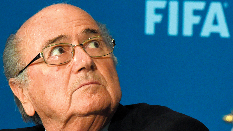 «فيفا» بقيادة رئيسه السابق جوزيف بلاتر متورط في المعاملات القطرية المريبة. أرشيفية